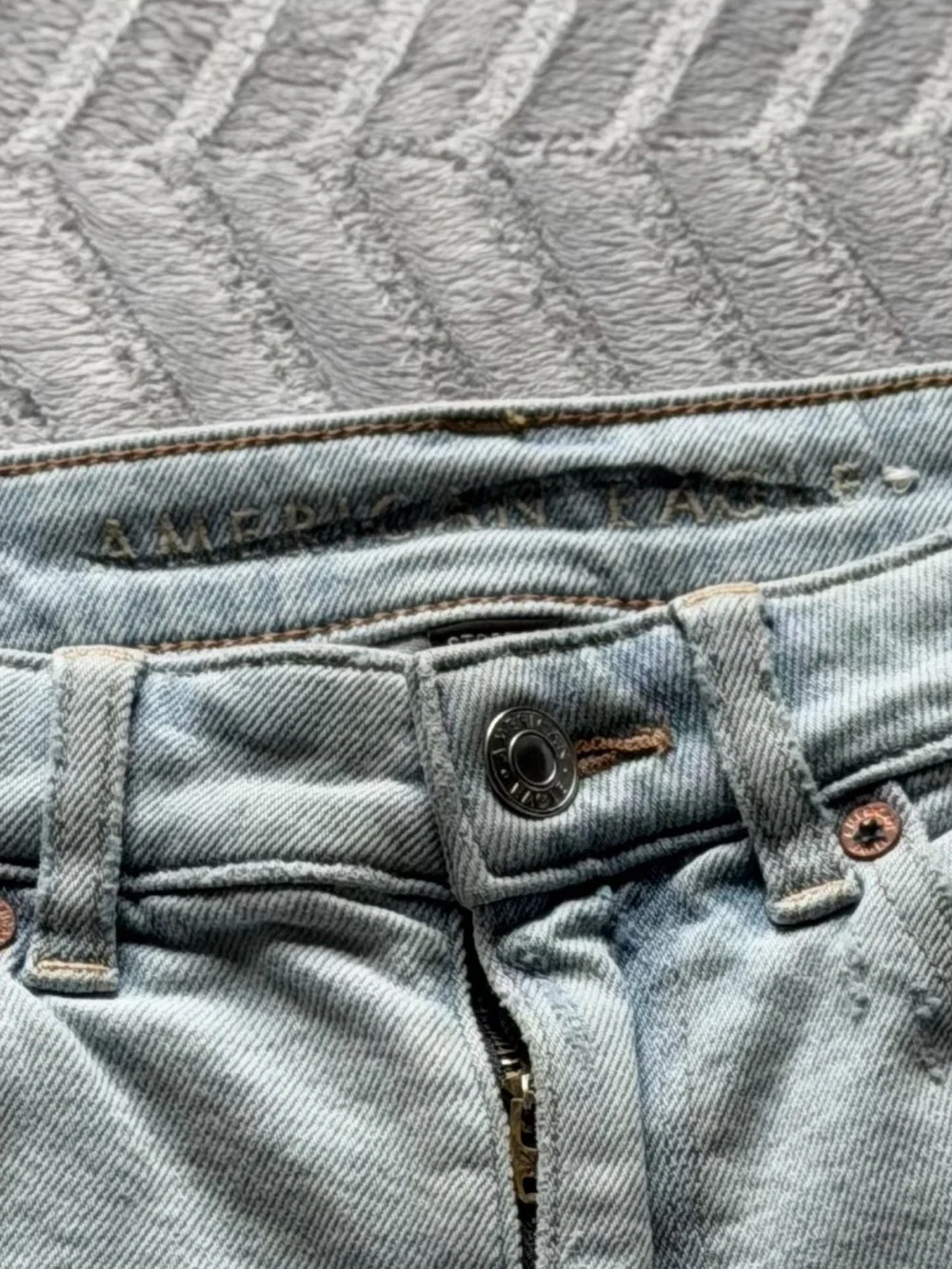 American Eagle Light Wash Distressed Denim Women's Shorts